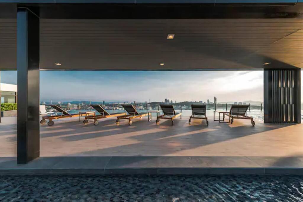 The Base Central Pattaya 2Bed King&Queen Sky Seaview & Infinity Pool Esterno foto