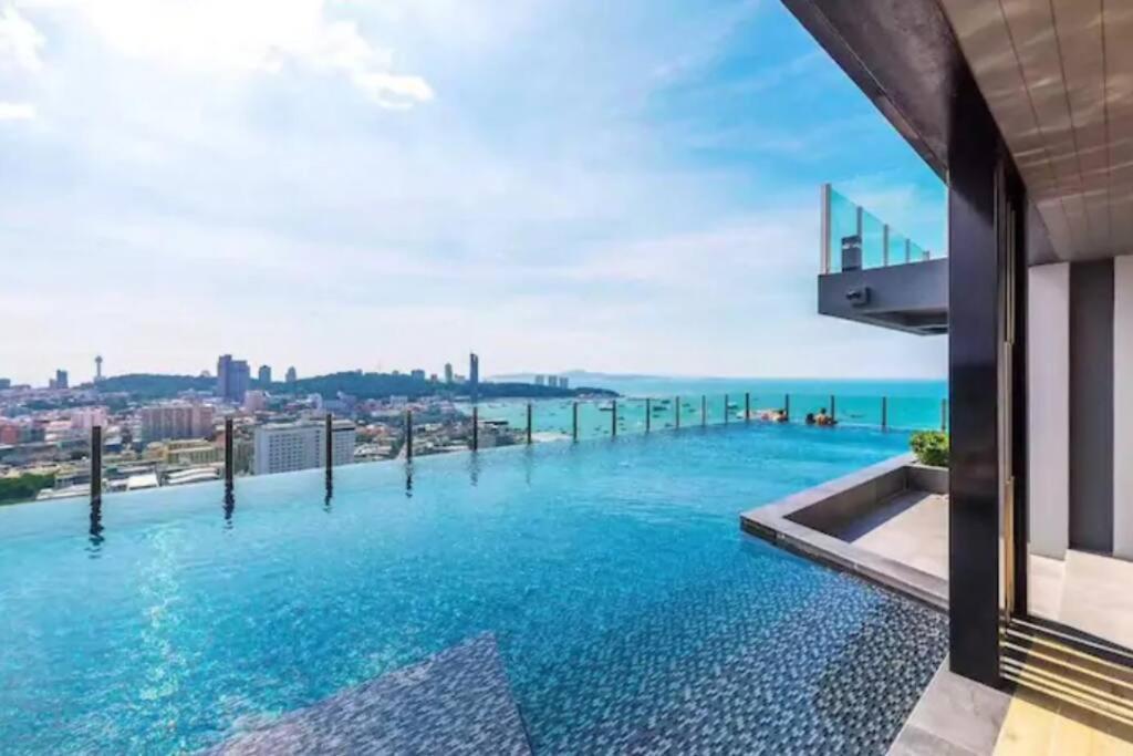 The Base Central Pattaya 2Bed King&Queen Sky Seaview & Infinity Pool Esterno foto